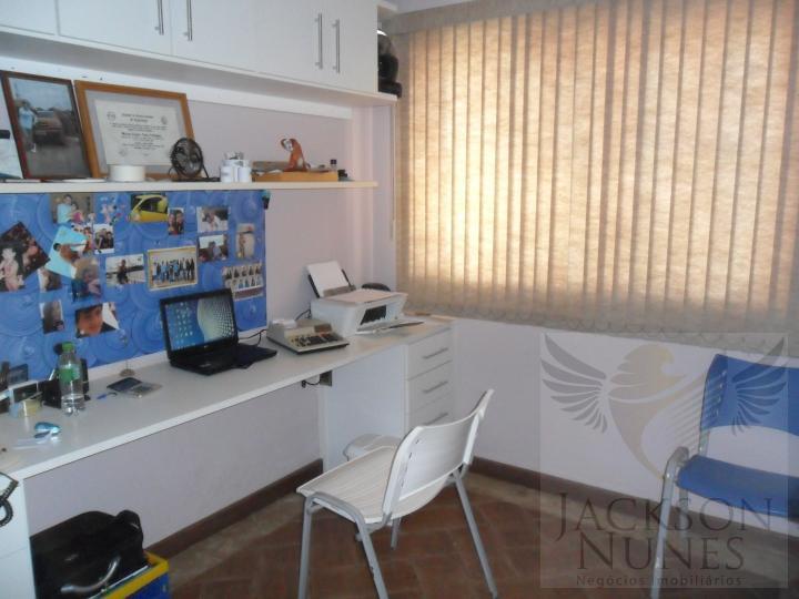 Casa à venda com 3 quartos, 600m² - Foto 12