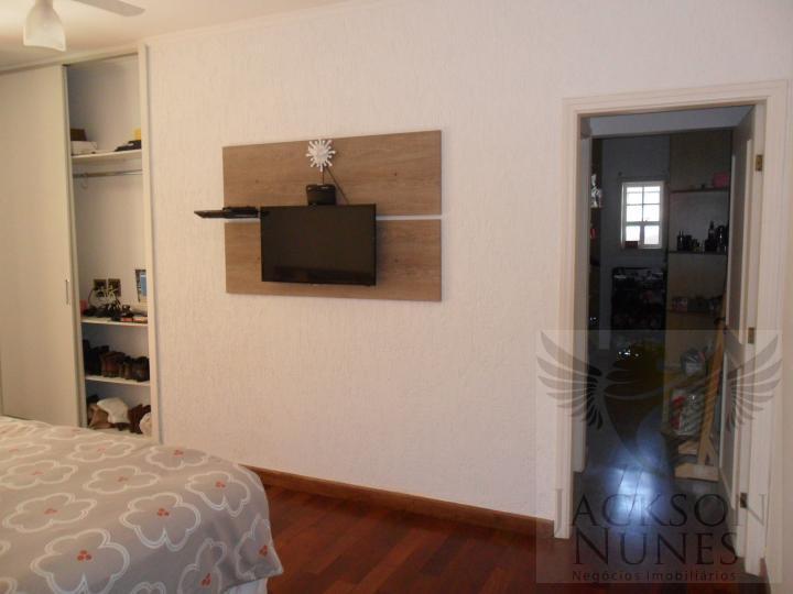 Casa à venda com 3 quartos, 600m² - Foto 23