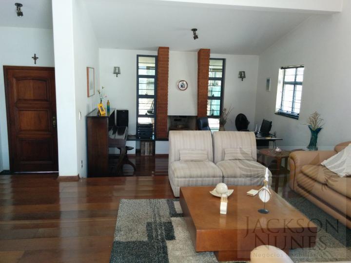 Casa à venda com 5 quartos, 742m² - Foto 1