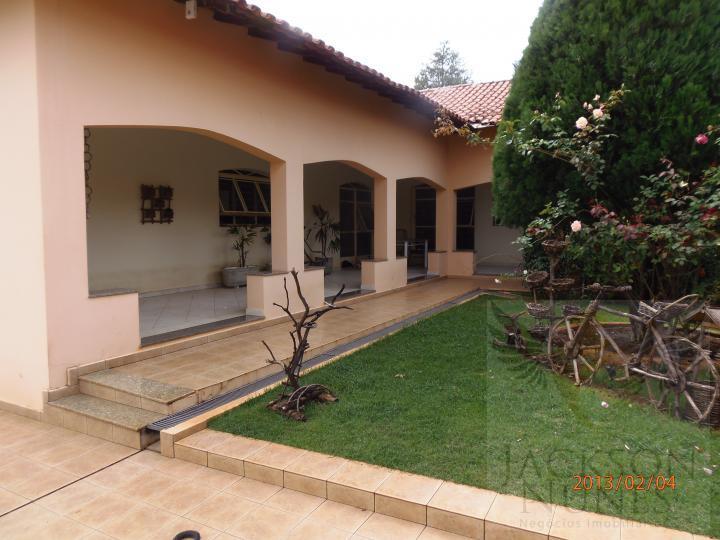 Casa à venda com 3 quartos, 860m² - Foto 9