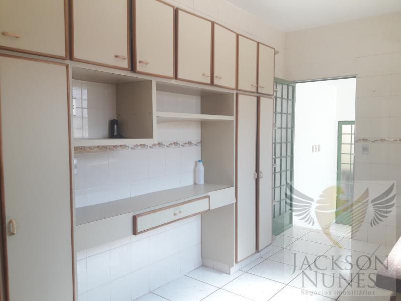 Casa à venda com 3 quartos, 400m² - Foto 15