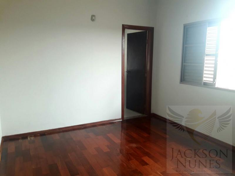 Casa à venda com 2 quartos, 150m² - Foto 7