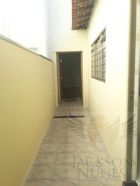 Casa à venda com 2 quartos, 150m² - Foto 10