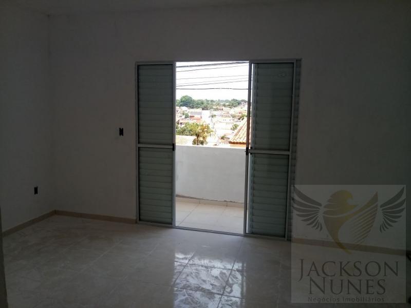 Casa à venda com 3 quartos, 150m² - Foto 2