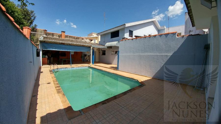 Casa à venda com 4 quartos, 330m² - Foto 18