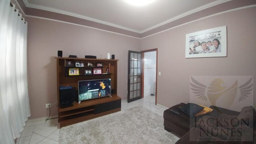 Casa à venda com 3 quartos, 150m² - Foto 3