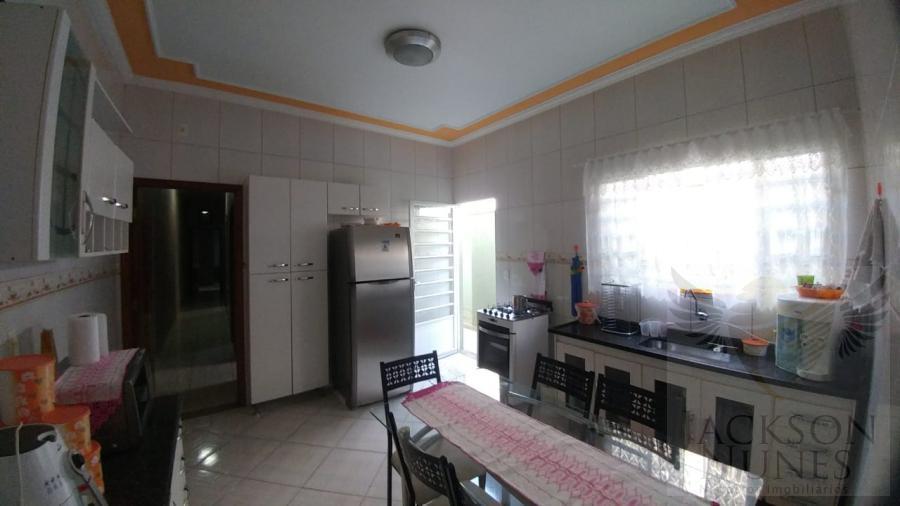 Casa à venda com 3 quartos, 150m² - Foto 12