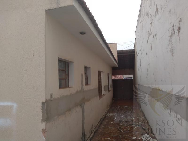 Casa à venda com 3 quartos, 300m² - Foto 9