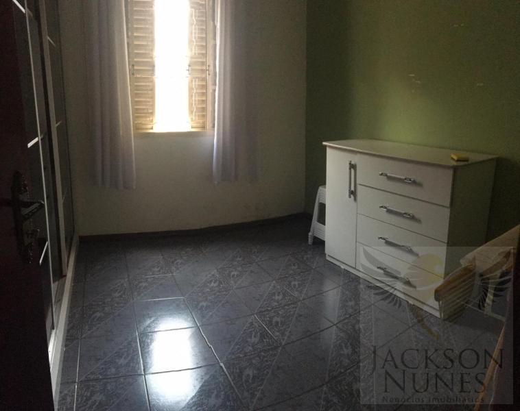 Casa à venda com 3 quartos, 210m² - Foto 5