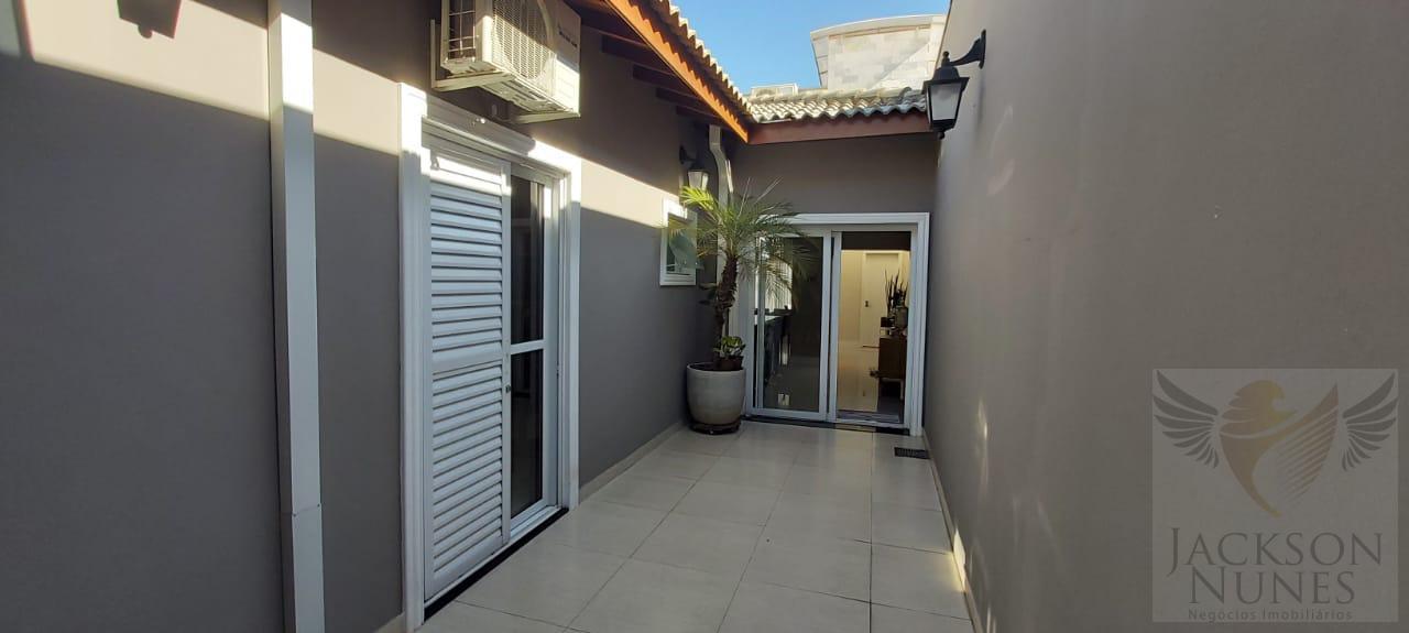 Casa à venda com 4 quartos, 300m² - Foto 6