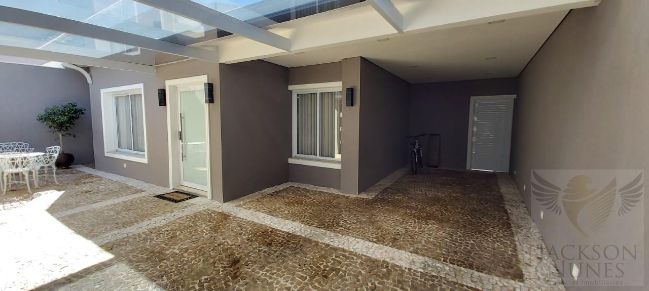 Casa à venda com 4 quartos, 300m² - Foto 33