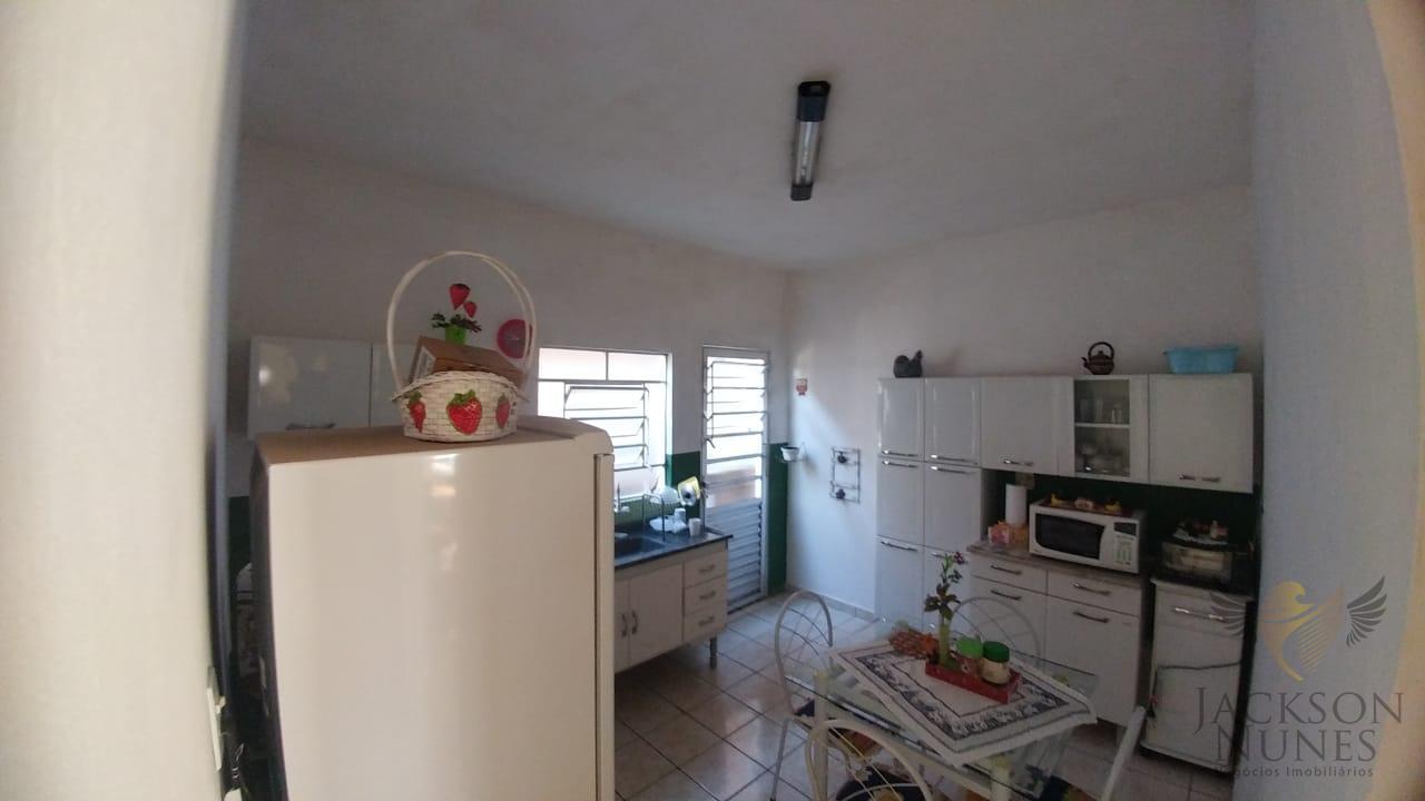 Casa à venda com 2 quartos, 125m² - Foto 16