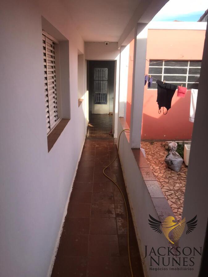 Casa à venda com 3 quartos, 229m² - Foto 13