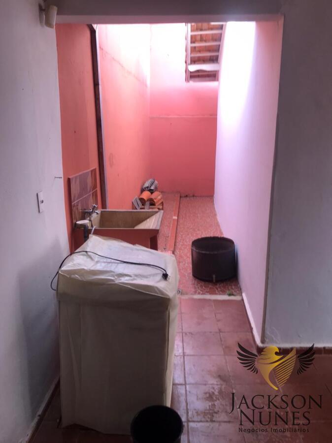 Casa à venda com 3 quartos, 229m² - Foto 15