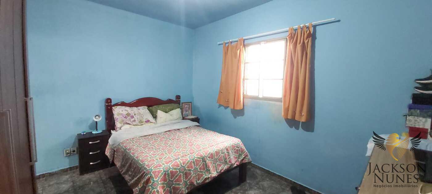 Casa à venda com 2 quartos, 300m² - Foto 8