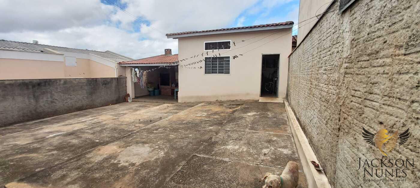 Casa à venda com 2 quartos, 300m² - Foto 11