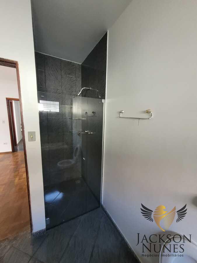 Casa à venda com 3 quartos, 450m² - Foto 18