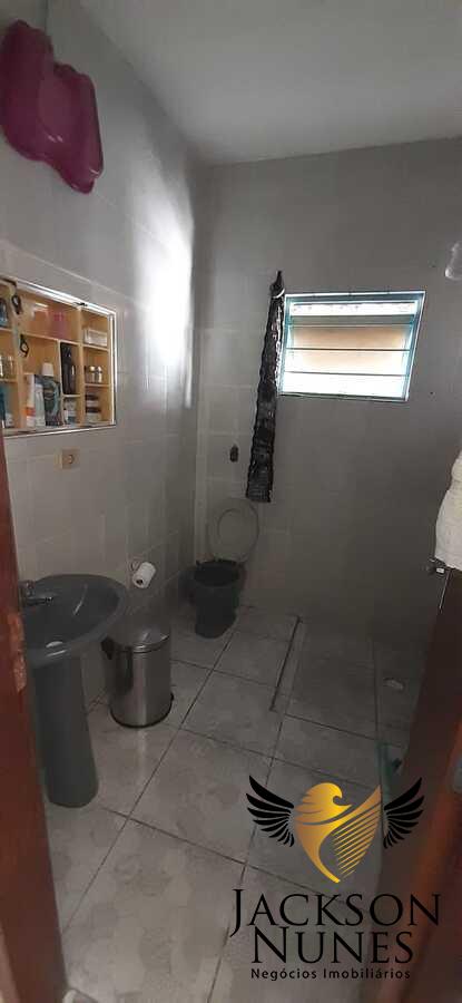 Casa à venda com 2 quartos, 250m² - Foto 11