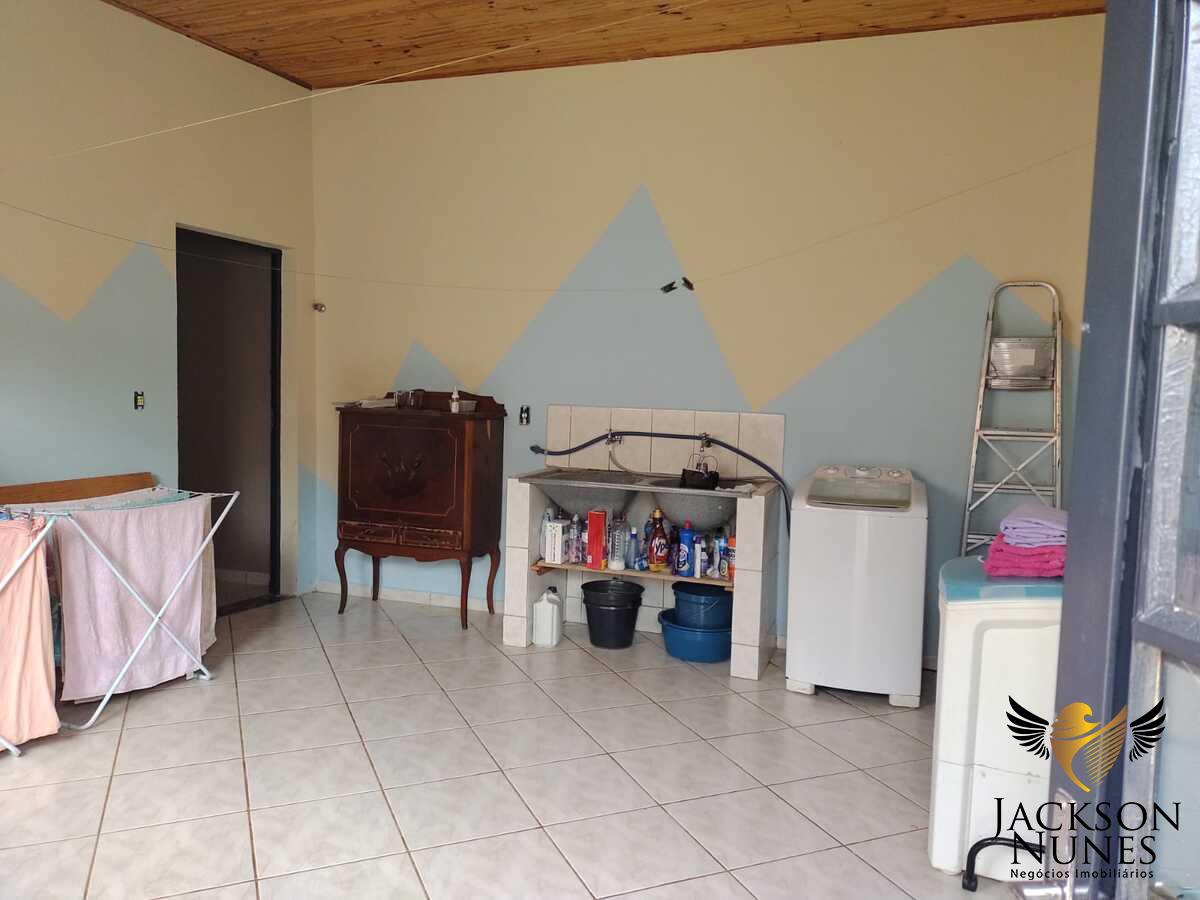 Casa à venda com 3 quartos, 300m² - Foto 15