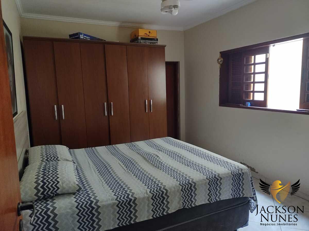 Casa à venda com 3 quartos, 300m² - Foto 13