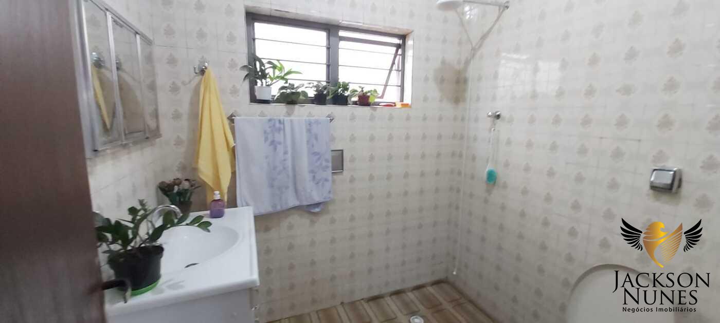 Casa à venda com 3 quartos, 250m² - Foto 5