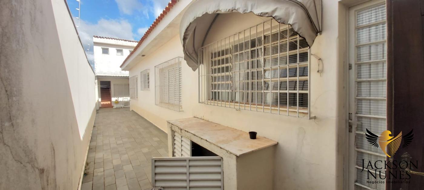 Casa à venda com 3 quartos, 325m² - Foto 13