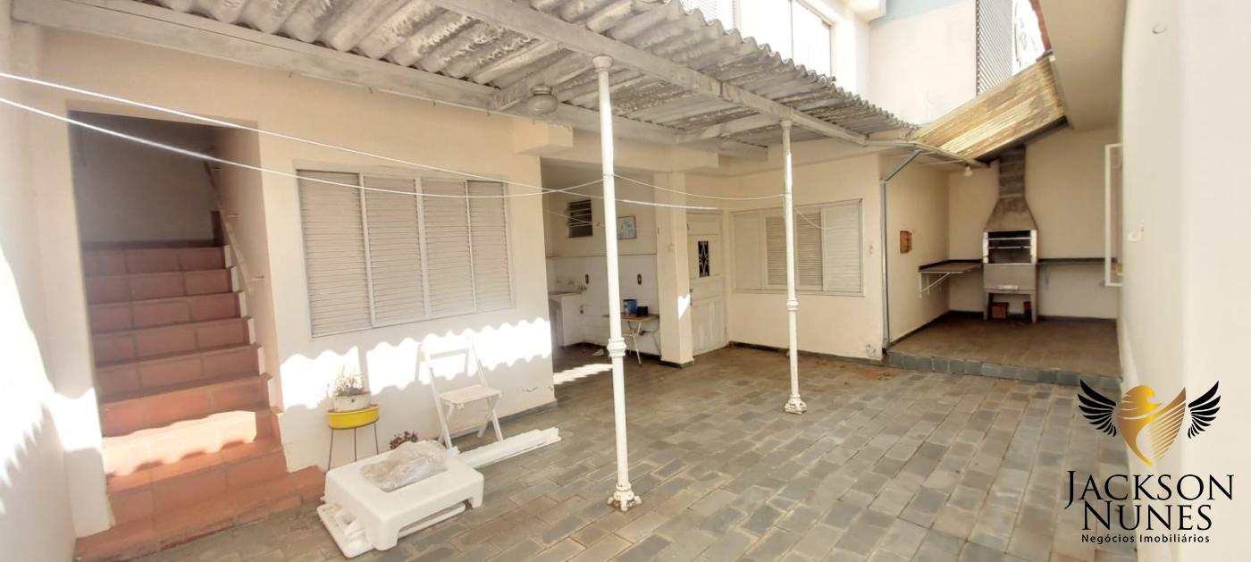 Casa à venda com 3 quartos, 325m² - Foto 14