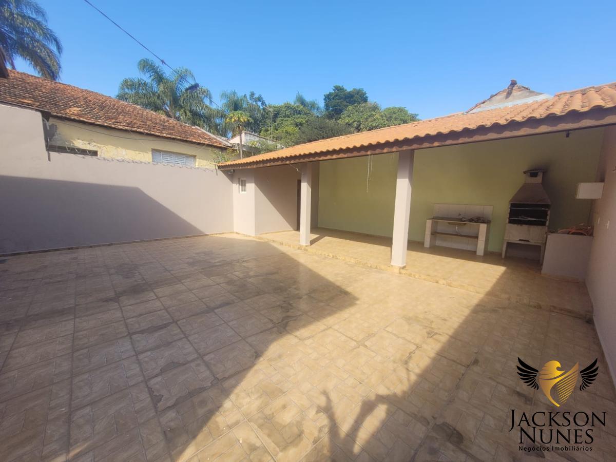 Casa à venda com 2 quartos, 250m² - Foto 7