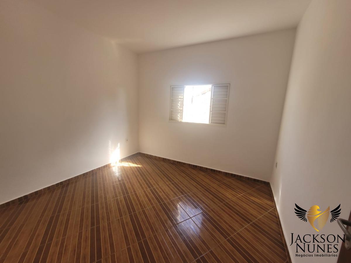 Casa à venda com 2 quartos, 250m² - Foto 9