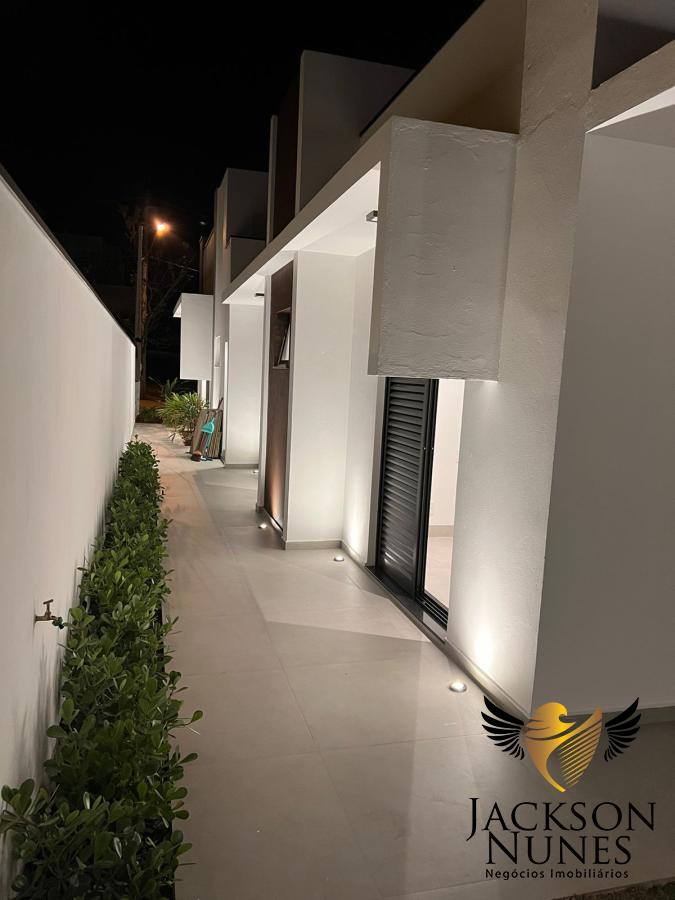 Casa de Condomínio à venda com 3 quartos, 300m² - Foto 11