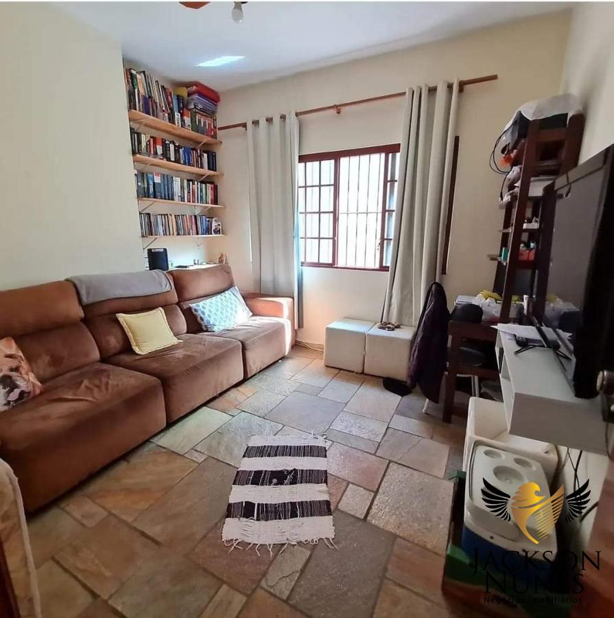 Casa à venda com 3 quartos, 300m² - Foto 6