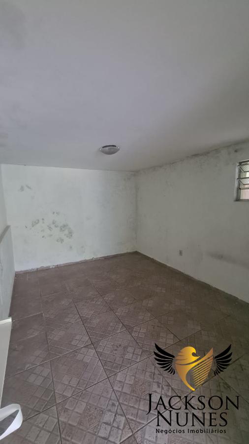 Casa à venda com 2 quartos, 150m² - Foto 5