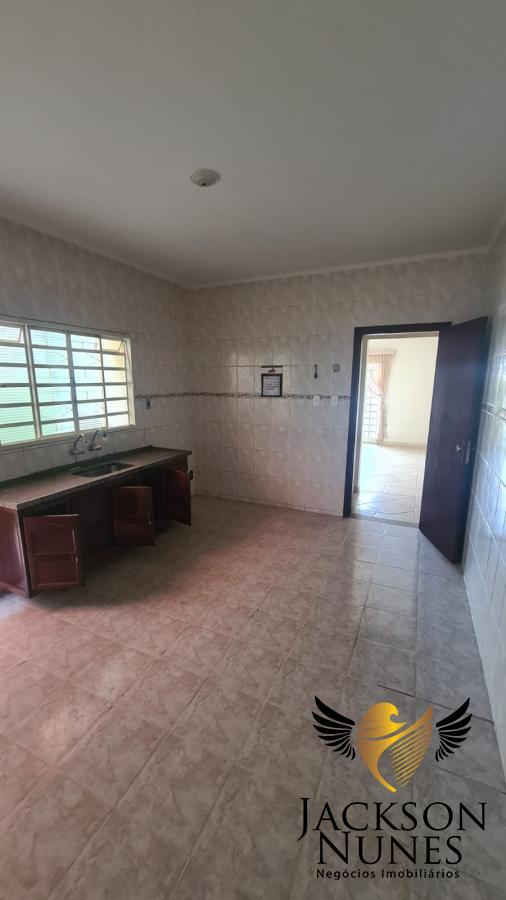 Casa à venda com 2 quartos, 150m² - Foto 13