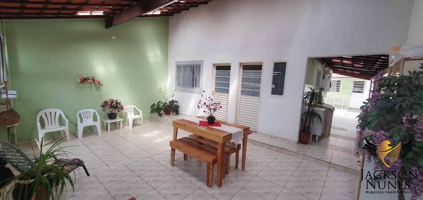 Casa à venda com 2 quartos, 150m² - Foto 3