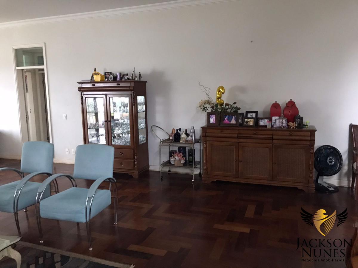 Casa à venda com 6 quartos, 549m² - Foto 12