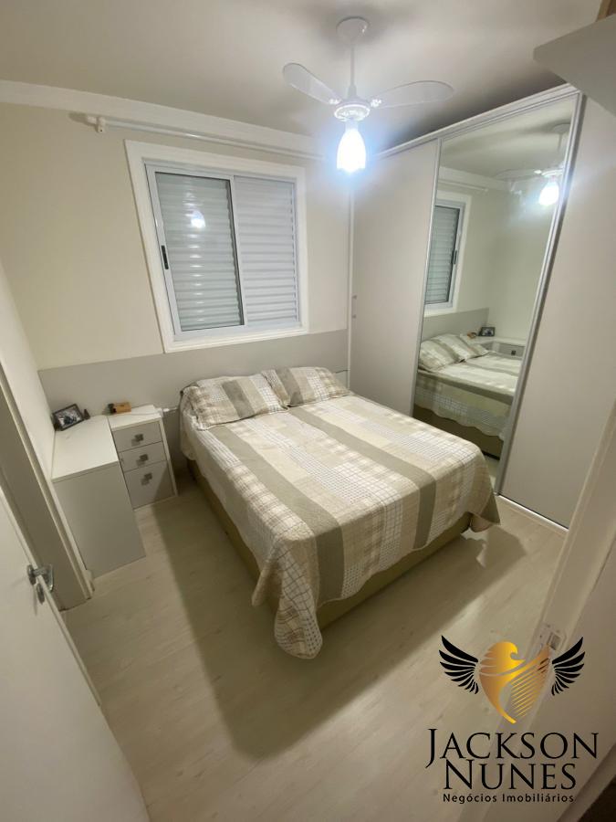 Apartamento à venda com 2 quartos, 62m² - Foto 2