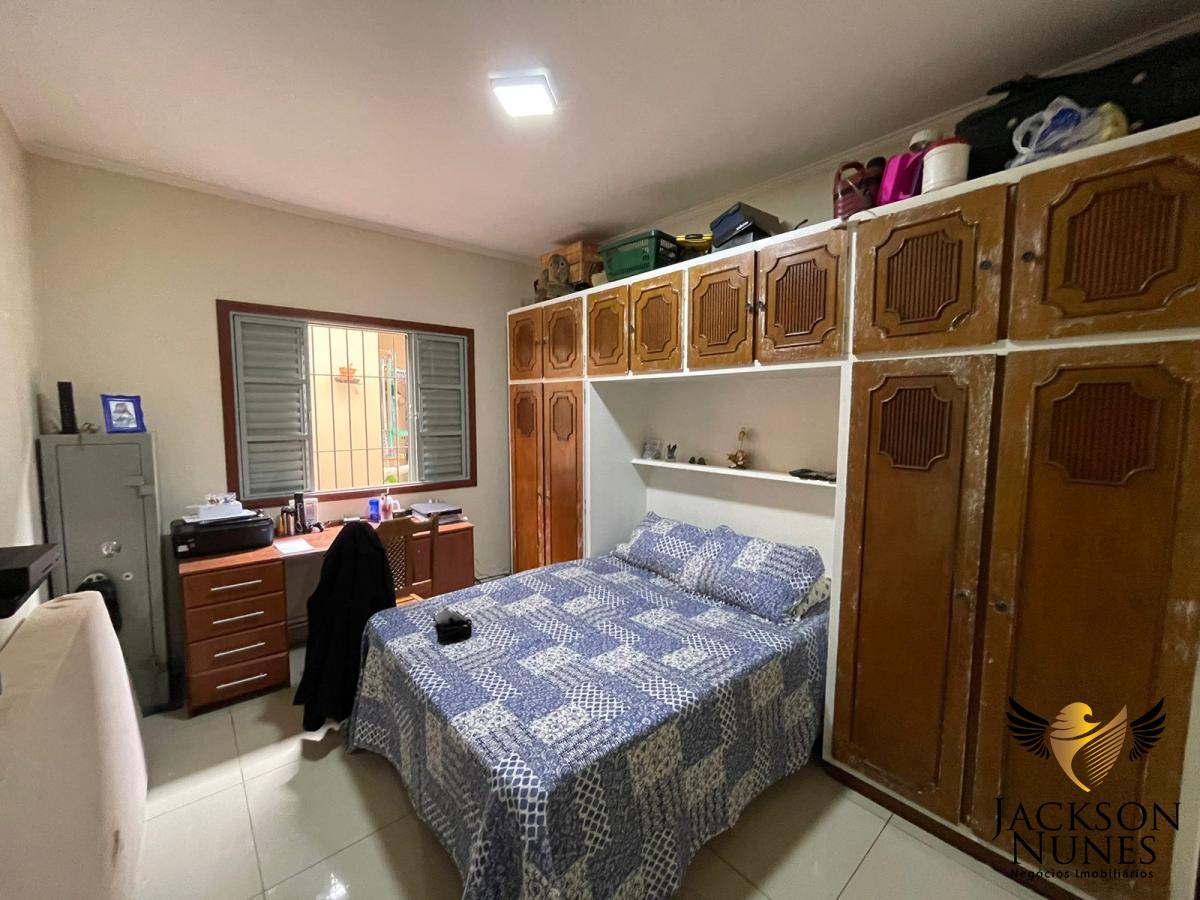 Casa à venda com 3 quartos, 210m² - Foto 6