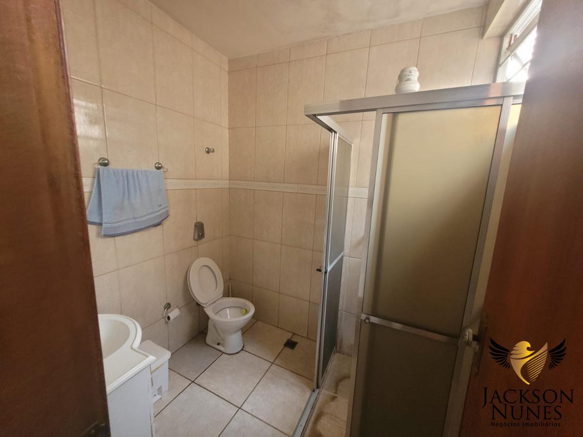 Casa à venda com 3 quartos, 400m² - Foto 3