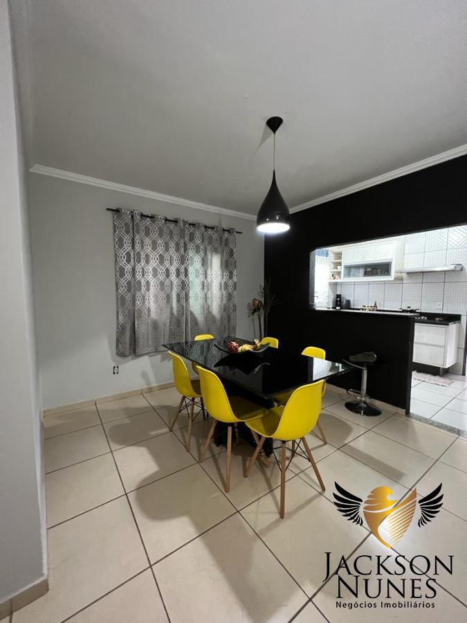 Casa à venda com 3 quartos, 197m² - Foto 4