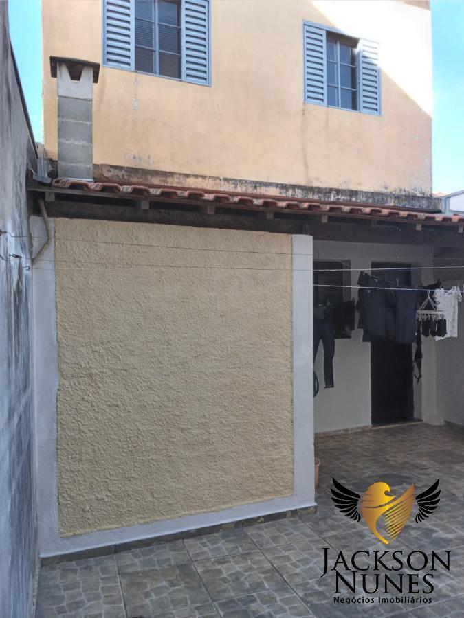 Casa à venda com 3 quartos, 200m² - Foto 13