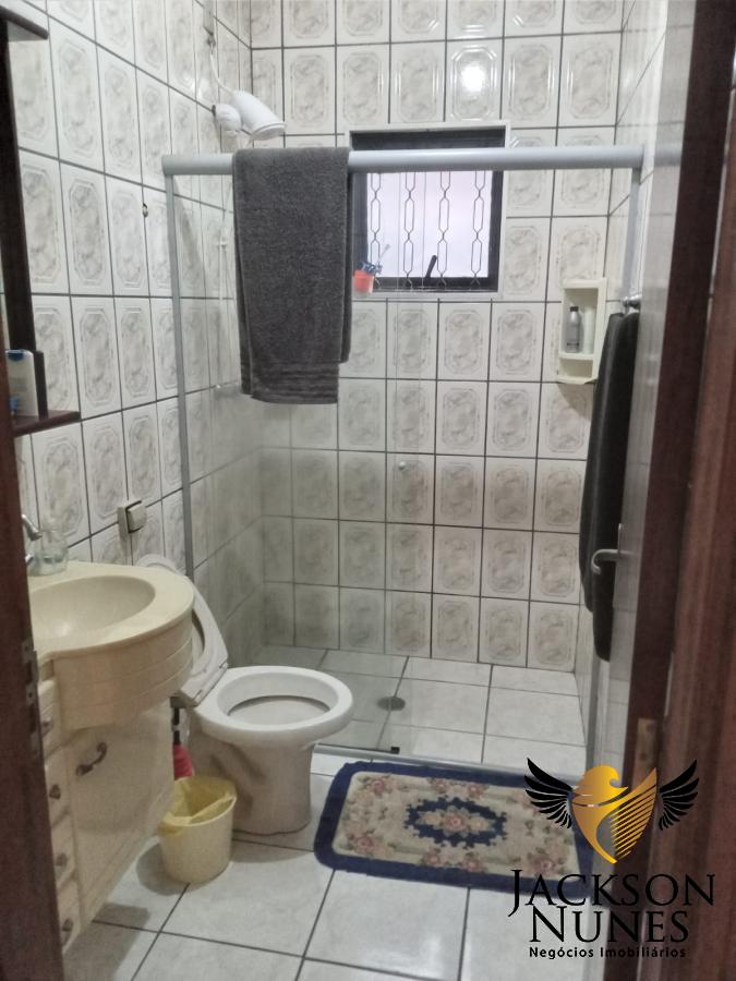 Casa à venda com 3 quartos, 200m² - Foto 14