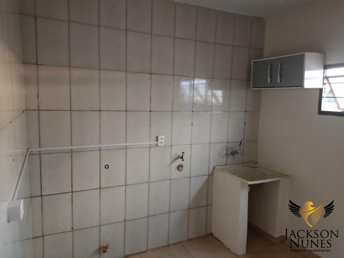 Casa à venda com 2 quartos, 120m² - Foto 18