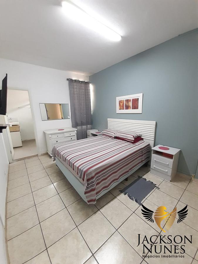 Casa à venda com 4 quartos, 166m² - Foto 14