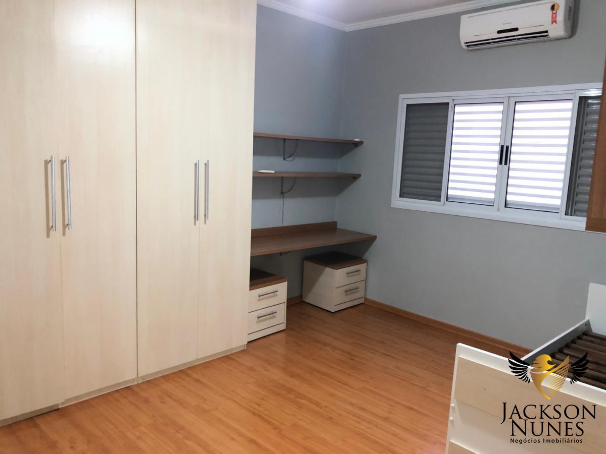 Casa de Condomínio à venda com 3 quartos, 250m² - Foto 13