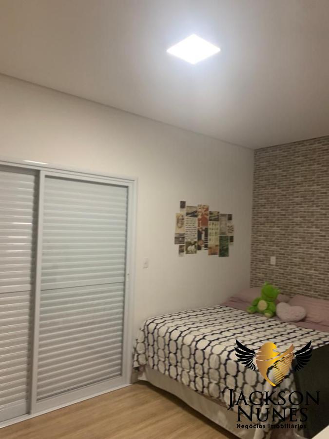 Casa de Condomínio para alugar com 4 quartos, 400m² - Foto 17