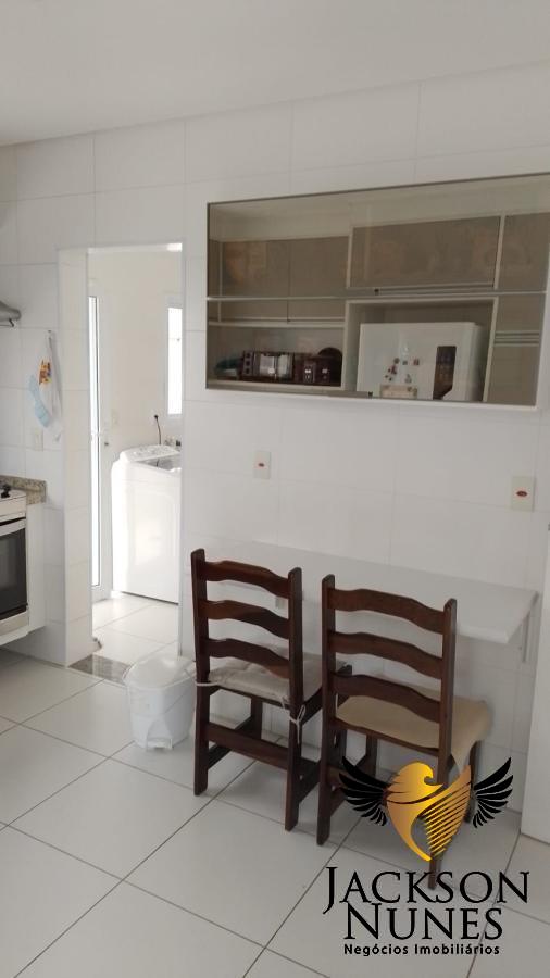 Casa de Condomínio à venda com 3 quartos, 250m² - Foto 8