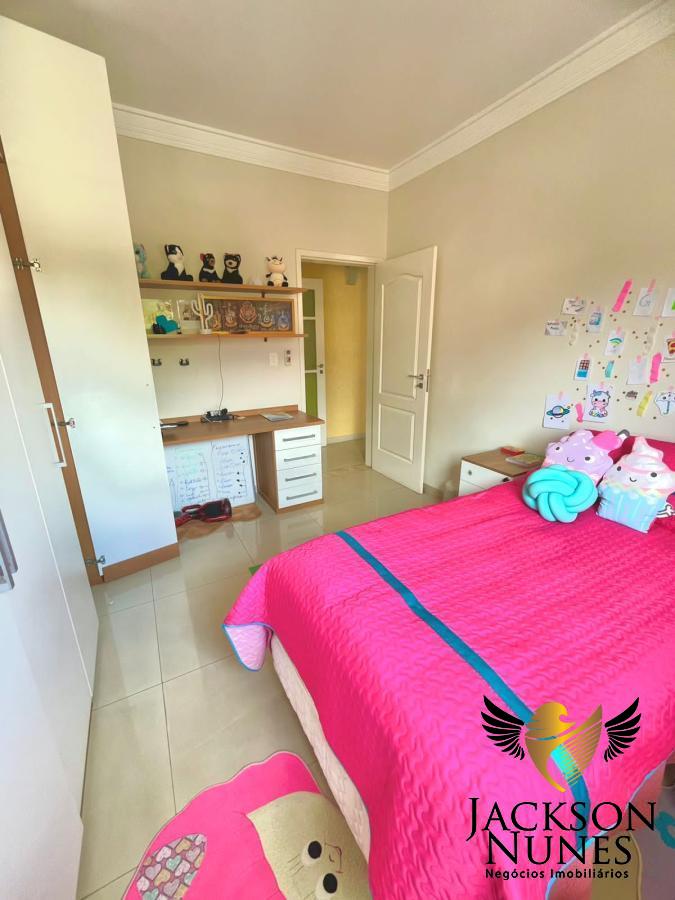 Casa de Condomínio à venda com 5 quartos, 300m² - Foto 21