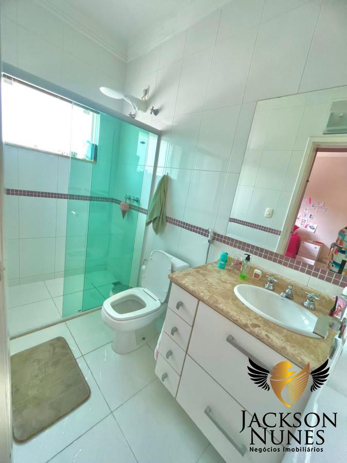 Casa de Condomínio à venda com 5 quartos, 300m² - Foto 29