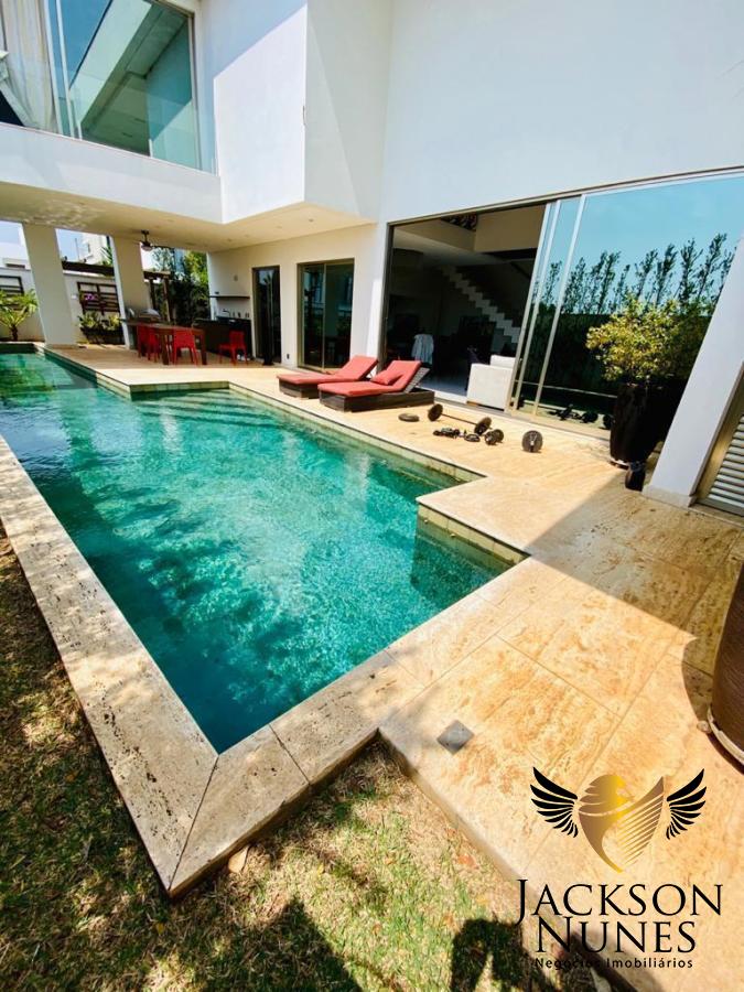 Casa de Condomínio à venda com 4 quartos, 440m² - Foto 1