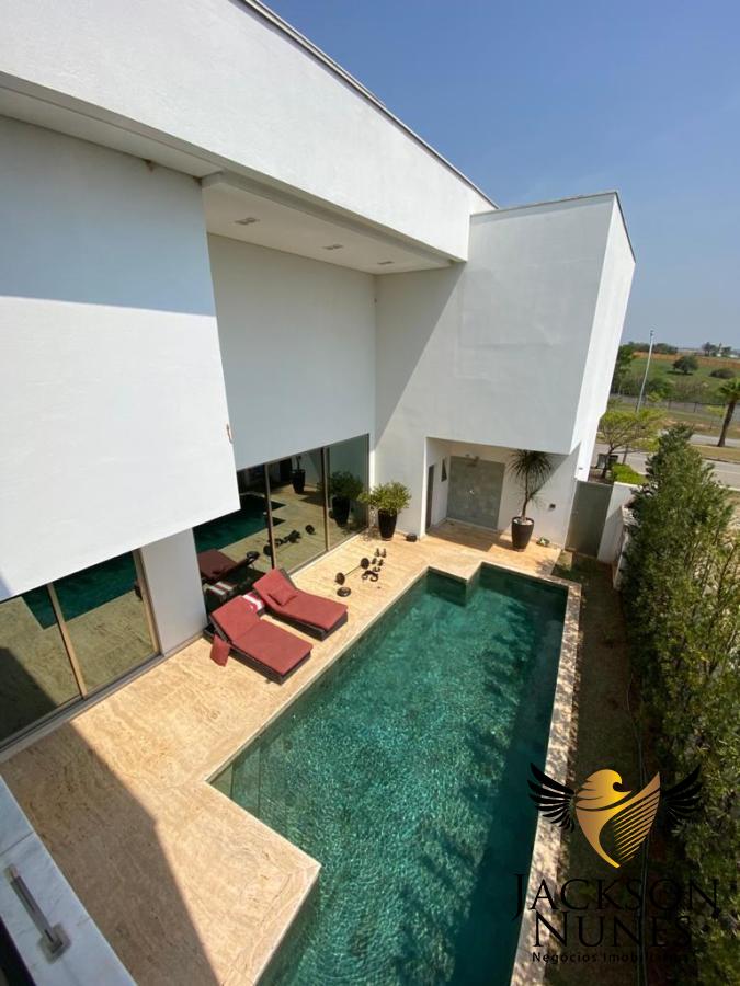 Casa de Condomínio à venda com 4 quartos, 440m² - Foto 4